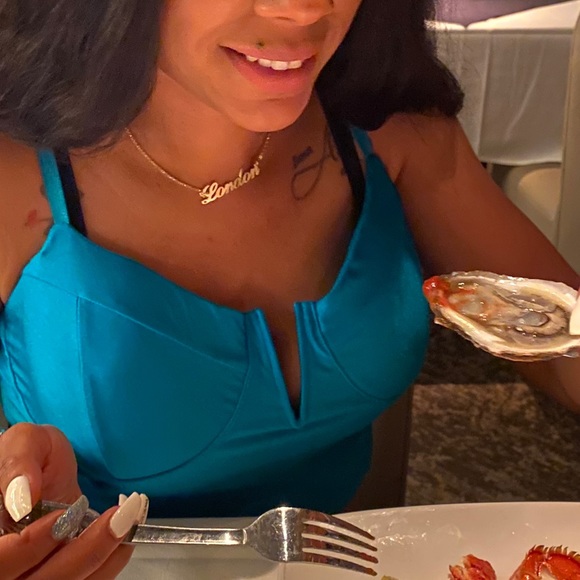 Sexy 2 piece - Picture 5 of 5